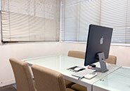 当店の面接は、他の方と顔を合わせることのない完全個室で行っております。プライバシーに配慮した空間なので、初めての方や人目が気になる方でも安心して面接を受けていただけます。リラックスできる静かな雰囲気の中で、スタッフが丁寧にお話を伺い、不安な点や質問にも優しくお答えします。無理な勧誘などは一切なく、あなたのペースでお話を進められるので、風俗業界が初めての方にもおすすめです。